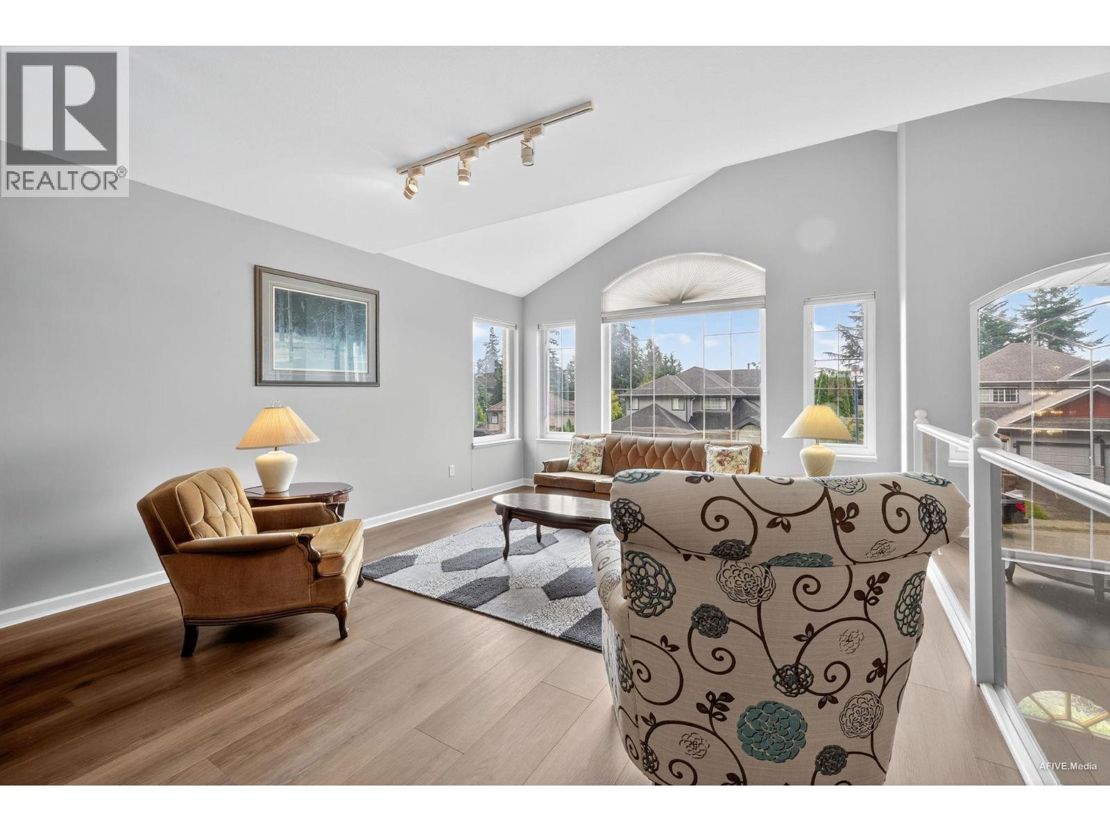 38 Timbercrest Drive, Port Moody, British Columbia  V3H 4T7 - Photo 9 - R3081965