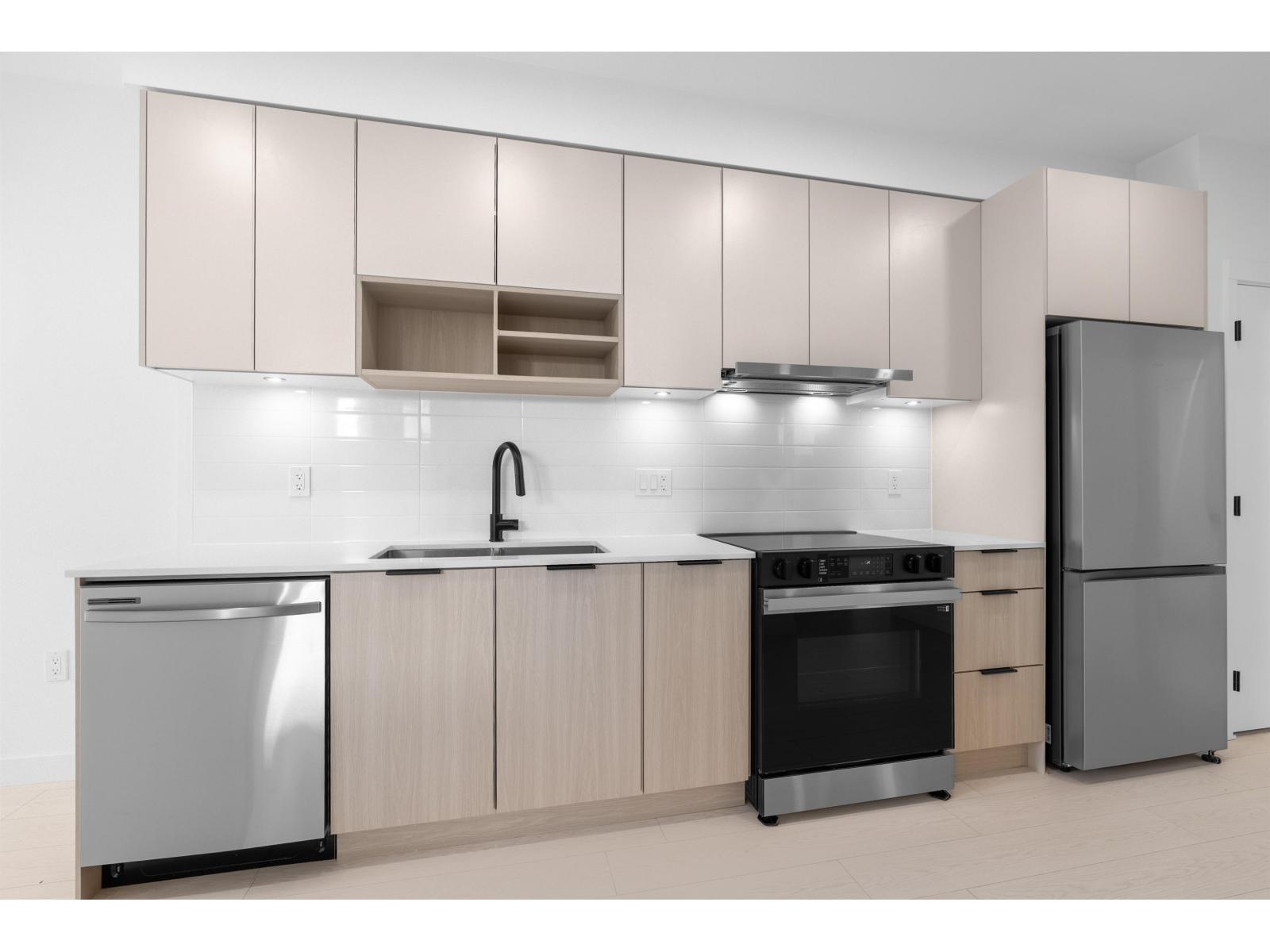 103 10488 138a Street, Surrey, British Columbia  V3T 0W4 - Photo 4 - R3080080