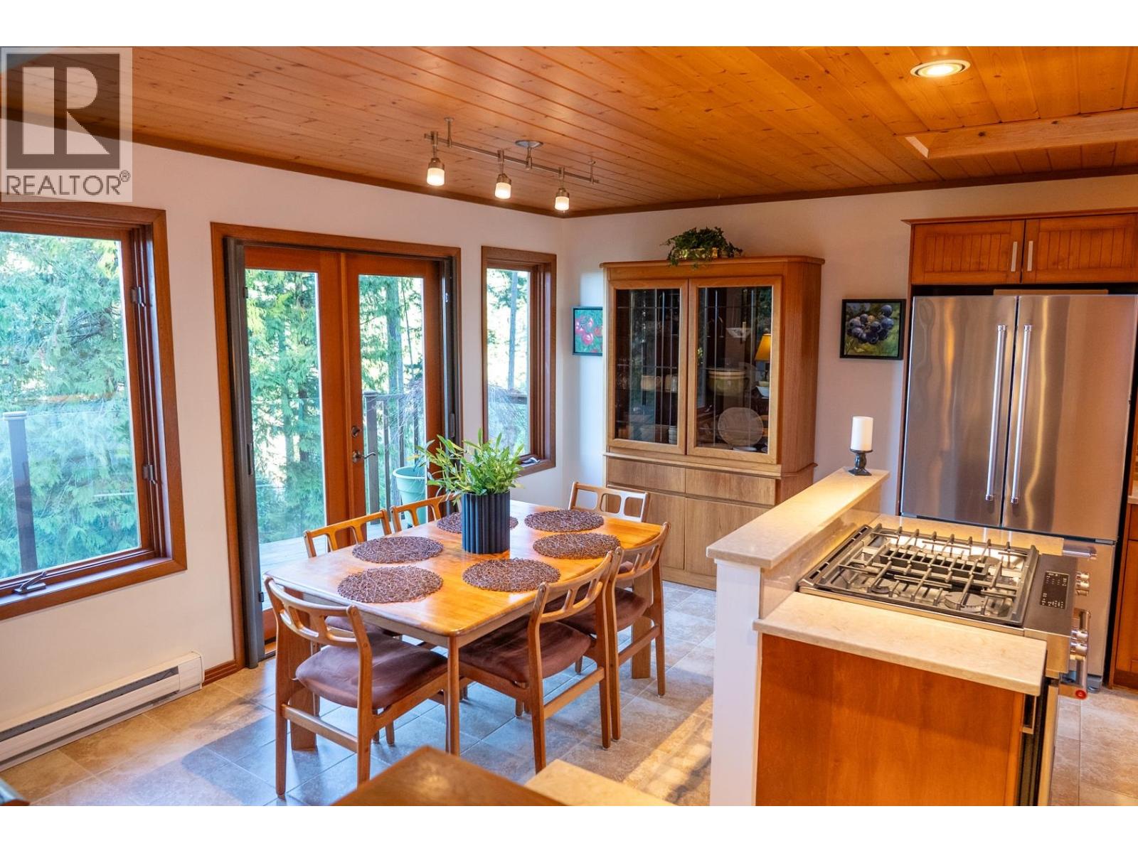 2648 Galleon Way, Pender Island, British Columbia  V0N 2M2 - Photo 13 - R3081967