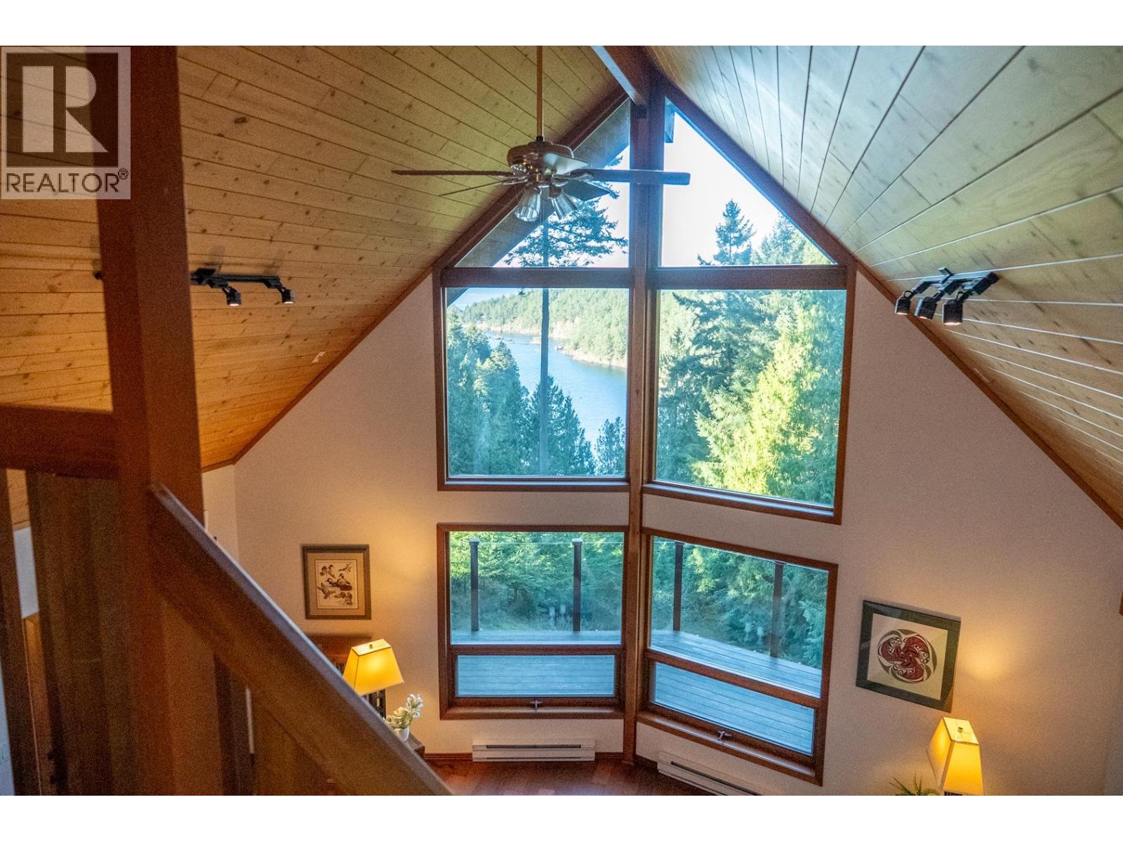 2648 Galleon Way, Pender Island, British Columbia  V0N 2M2 - Photo 24 - R3081967