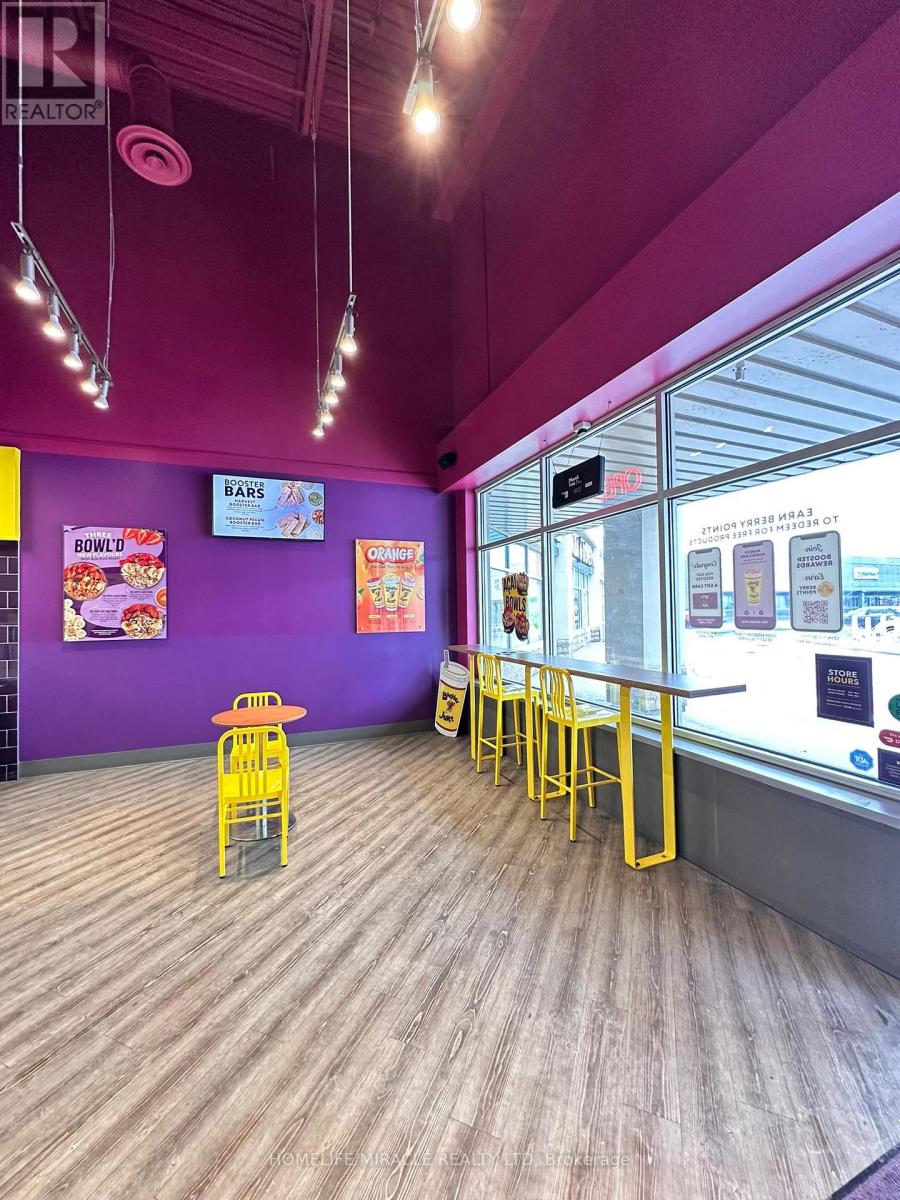 7a - 16640 Yonge Street, Newmarket, Ontario  L3X 2N8 - Photo 4 - N12718452