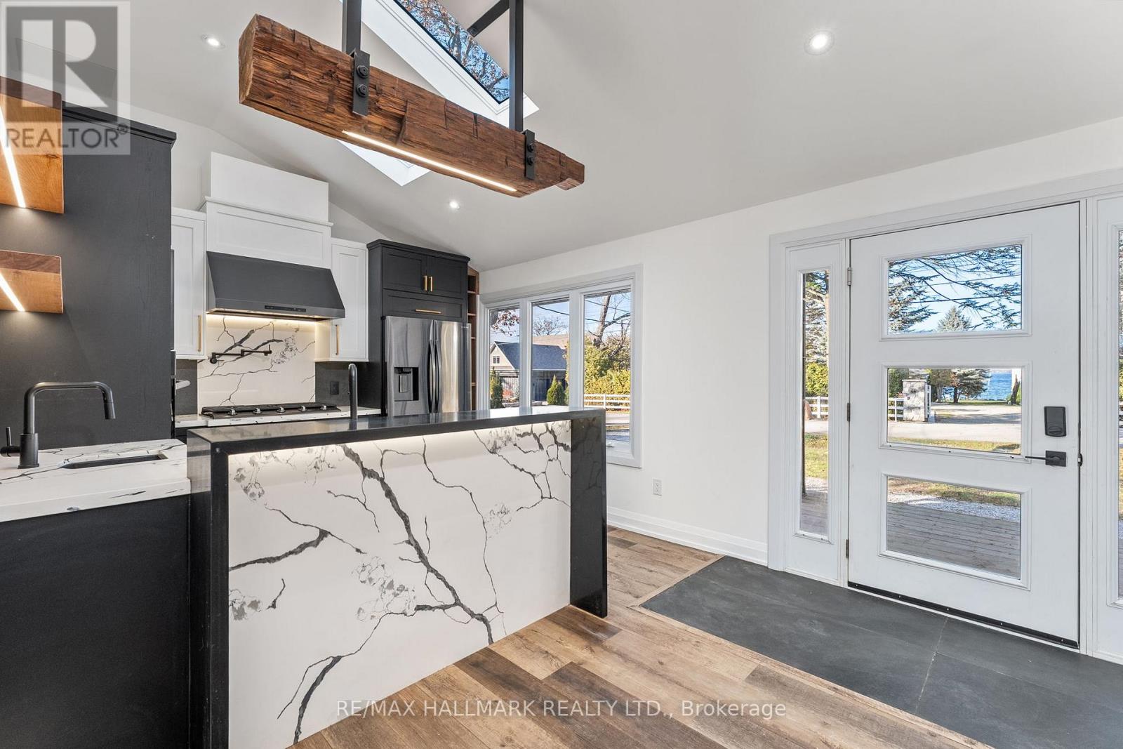 43 Lakeside Drive, Innisfil, Ontario  L9S 2T8 - Photo 12 - N12718476