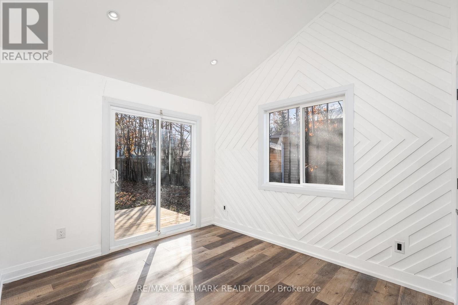 43 Lakeside Drive, Innisfil, Ontario  L9S 2T8 - Photo 14 - N12718476