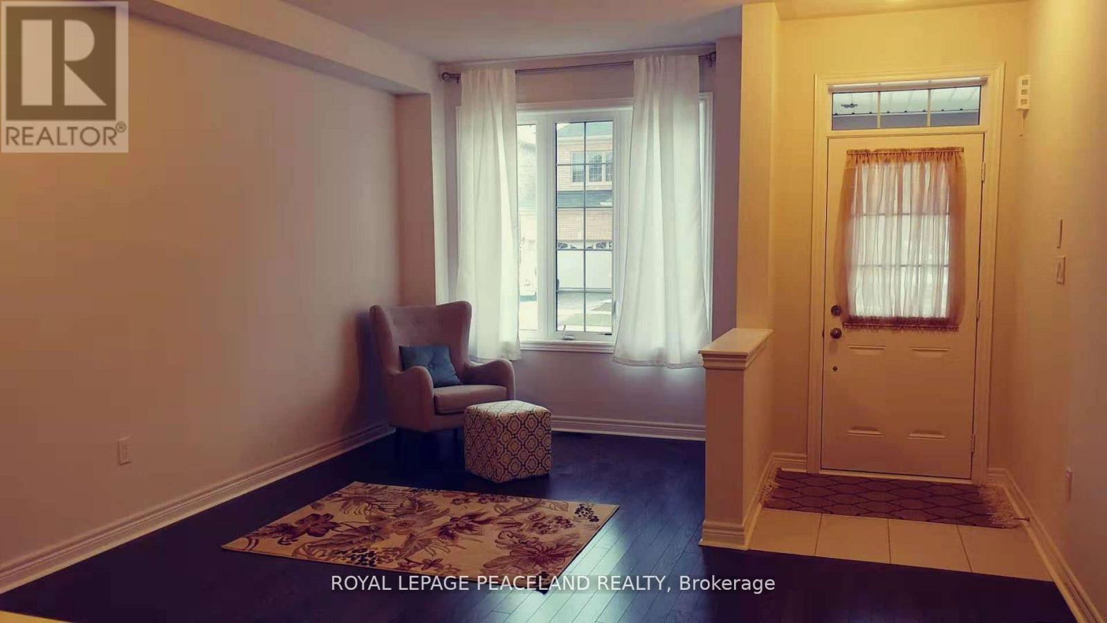 46 Jake Smith Way, Whitchurch-Stouffville, Ontario  L4A 4P8 - Photo 4 - N12718494