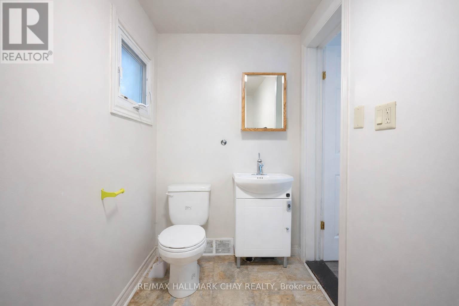 377 Hugel Avenue, Midland, Ontario  L4R 1T8 - Photo 9 - S12718426