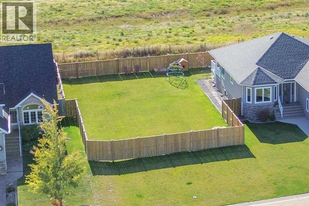 6921 Meadowview Close, Stettler, Alberta  T0C 2L1 - Photo 4 - A2182912