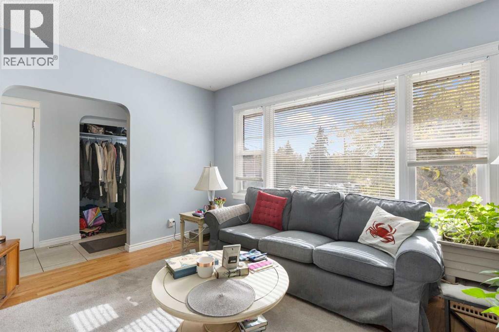 1826 34 Avenue Sw, Calgary, Alberta  T2T 2B8 - Photo 11 - A2263094