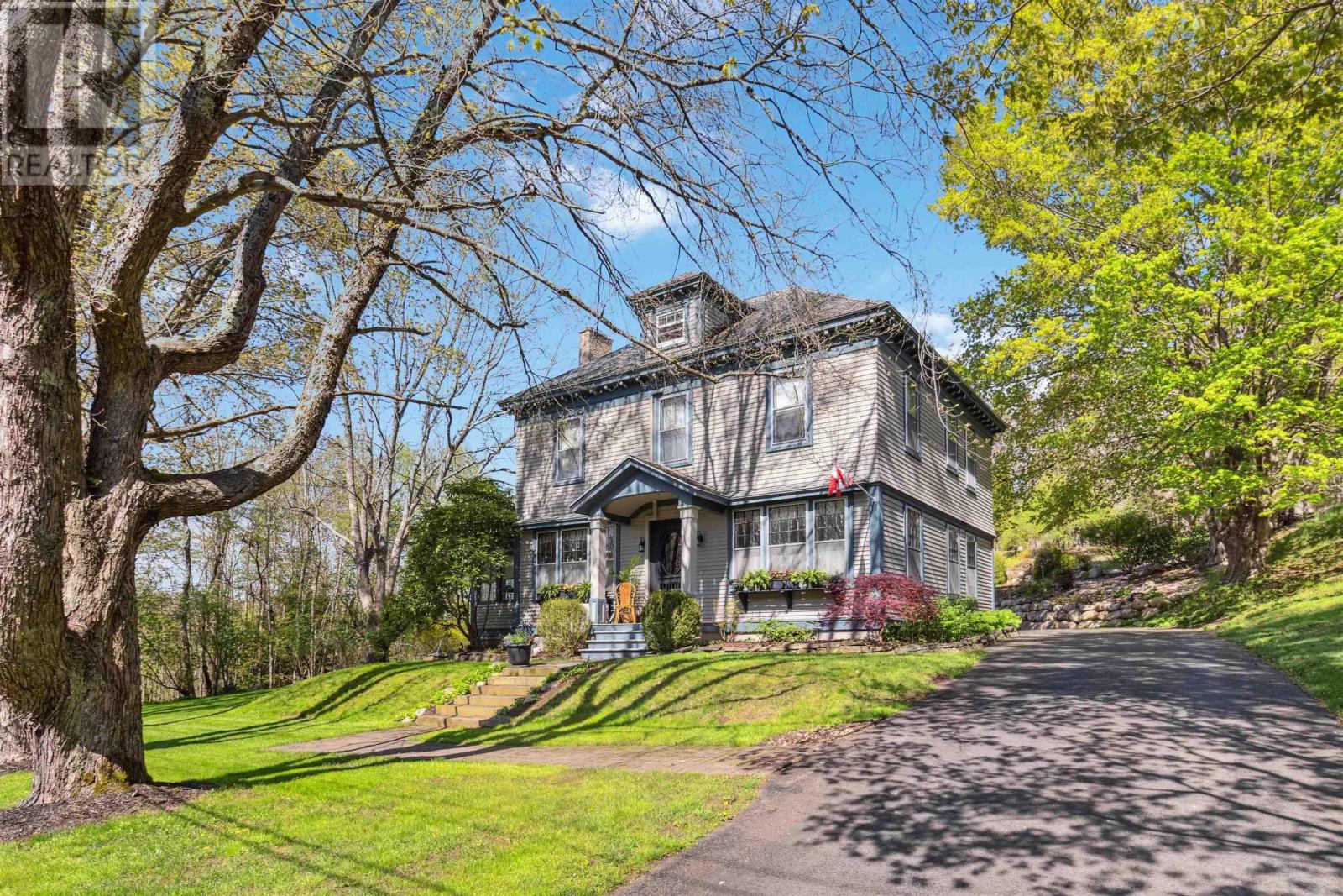 811 Lahave Street, Bridgewater, Nova Scotia