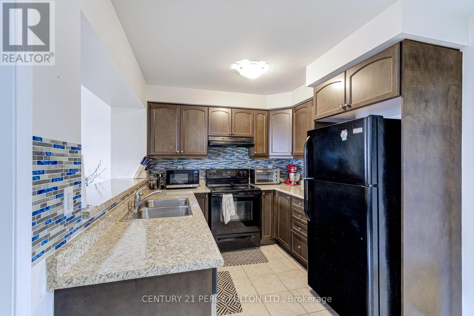 39 Vanhorne Close, Brampton, Ontario  L7A 0X8 - Photo 21 - W12718422