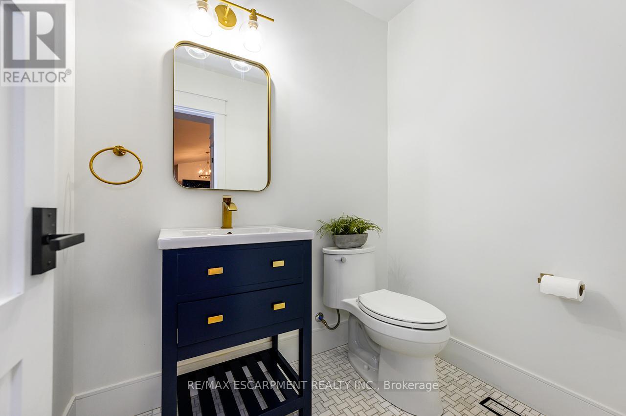 2560 2 Side Road, Burlington, Ontario  L7M 0T1 - Photo 20 - W12718438