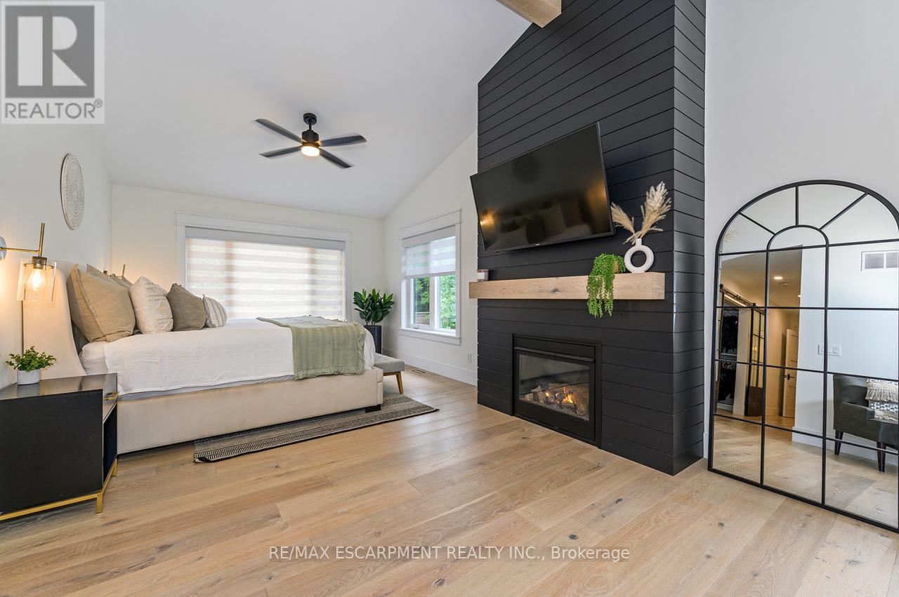 2560 2 Side Road, Burlington, Ontario  L7M 0T1 - Photo 21 - W12718438