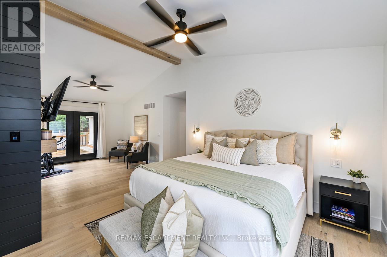 2560 2 Side Road, Burlington, Ontario  L7M 0T1 - Photo 23 - W12718438