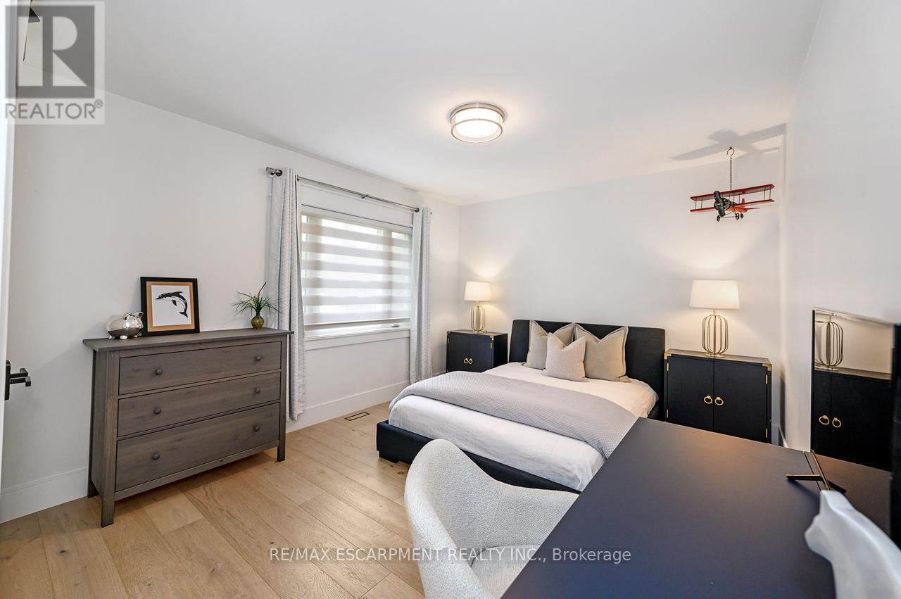 2560 2 Side Road, Burlington, Ontario  L7M 0T1 - Photo 28 - W12718438