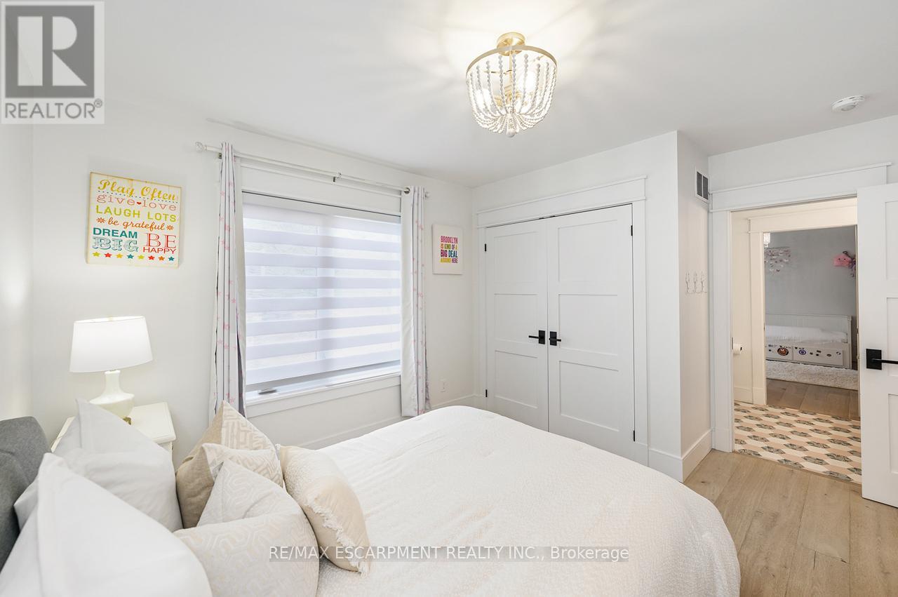 2560 2 Side Road, Burlington, Ontario  L7M 0T1 - Photo 31 - W12718438