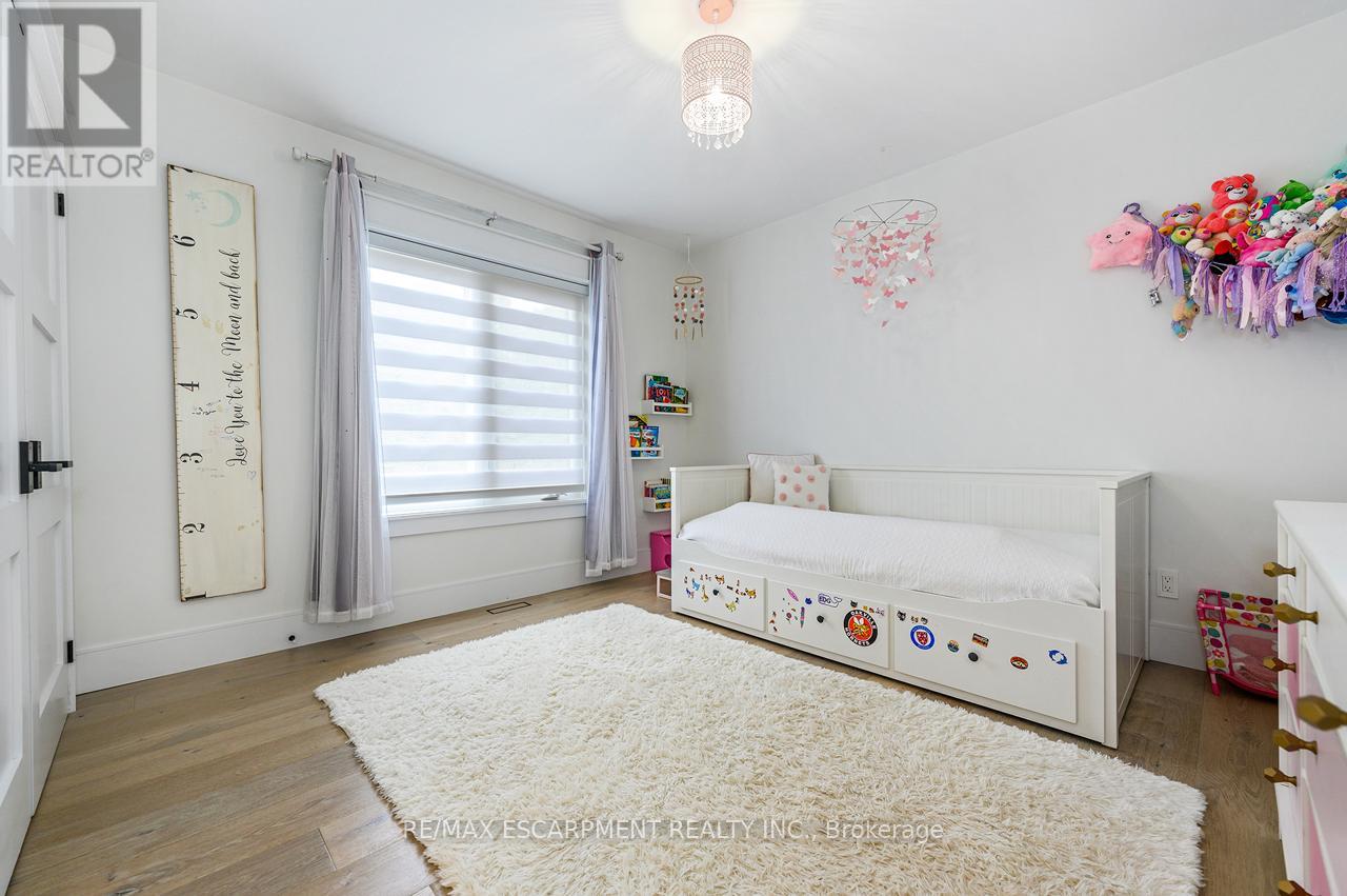 2560 2 Side Road, Burlington, Ontario  L7M 0T1 - Photo 34 - W12718438