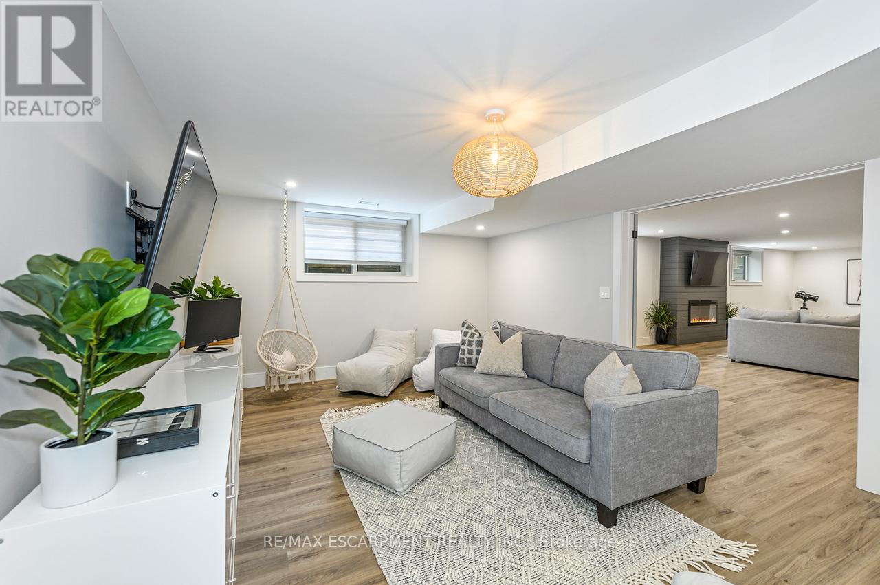 2560 2 Side Road, Burlington, Ontario  L7M 0T1 - Photo 37 - W12718438