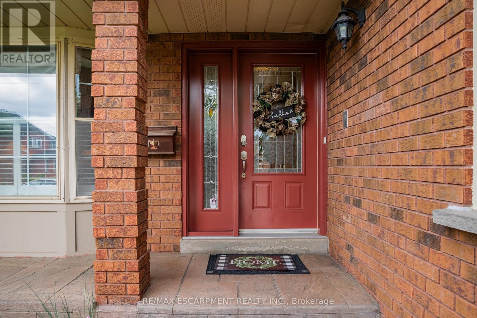 2054 Teeside Court, Mississauga, Ontario  L5M 3E5 - Photo 5 - W12718468