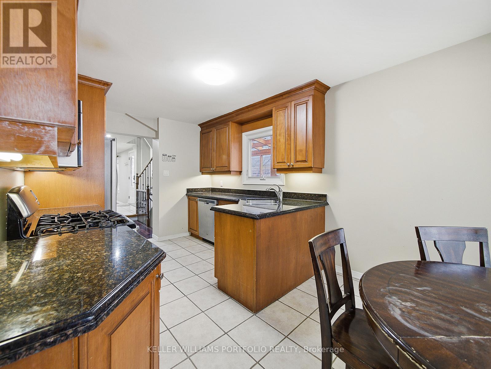 Upper - 3067 Ilomar Court, Mississauga, Ontario  L5N 5B5 - Photo 19 - W12718506