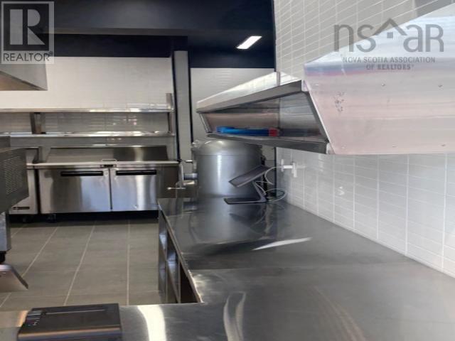 1189 Bedford Highway, Bedford, Nova Scotia  B4A 2E9 - Photo 12 - 202601280