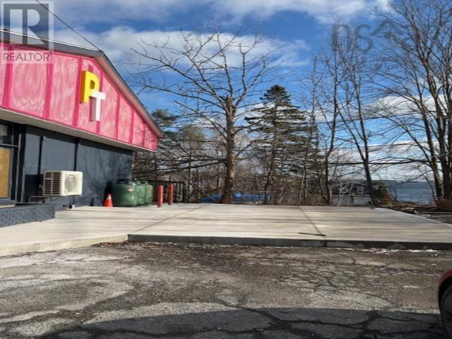 1189 Bedford Highway, Bedford, Nova Scotia  B4A 2E9 - Photo 2 - 202601280