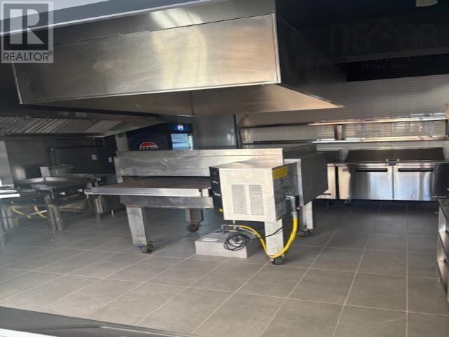 1189 Bedford Highway, Bedford, Nova Scotia  B4A 2E9 - Photo 5 - 202601280