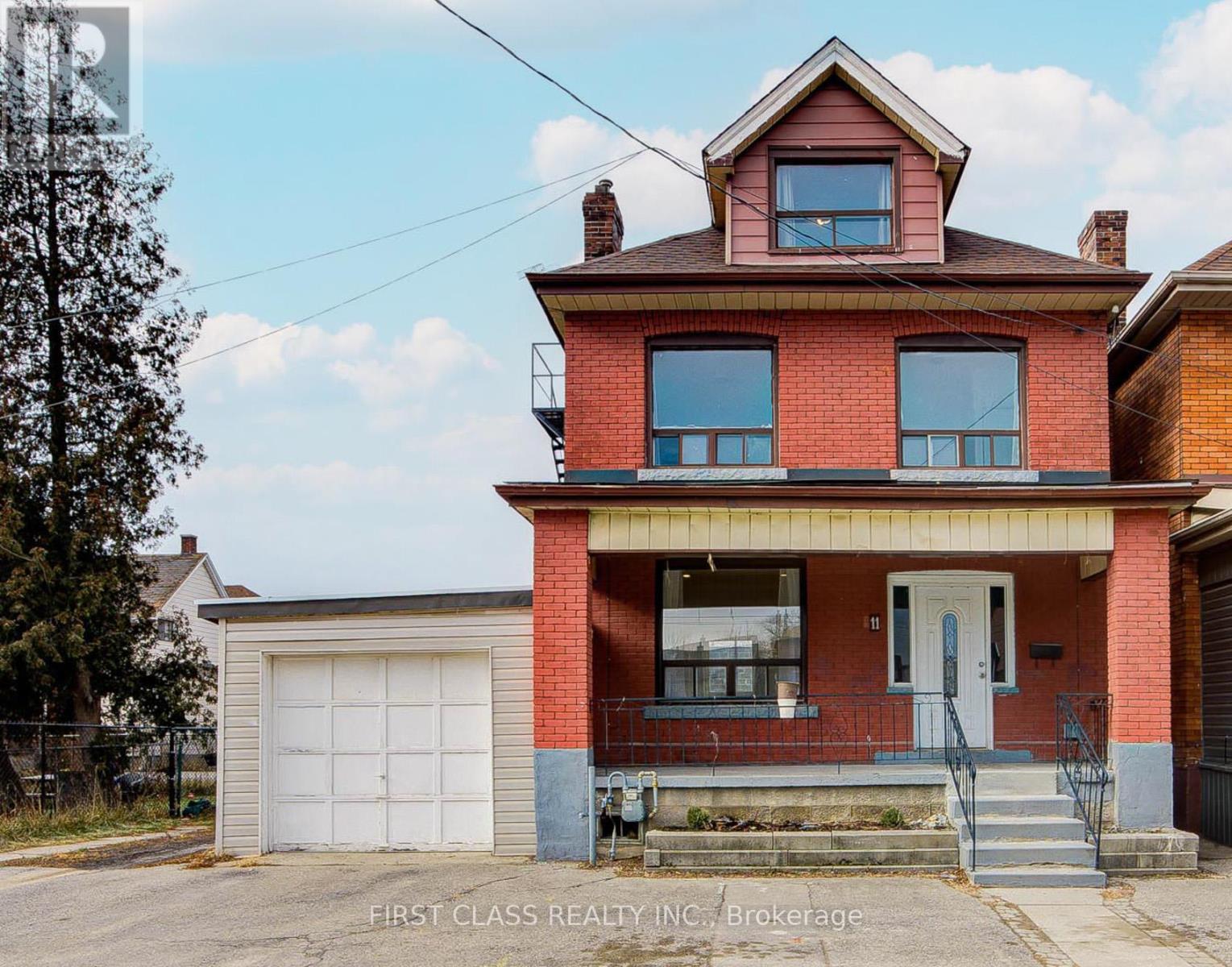 11 Greenaway Avenue, Hamilton, Ontario  L8L 6C3 - Photo 42 - X12718432
