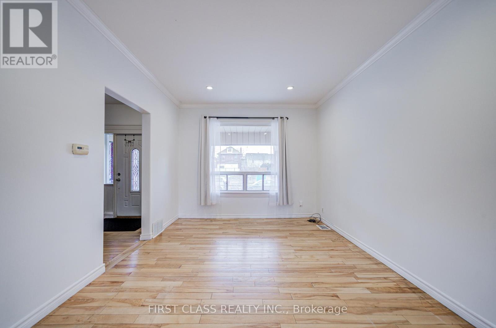 11 Greenaway Avenue, Hamilton, Ontario  L8L 6C3 - Photo 50 - X12718432