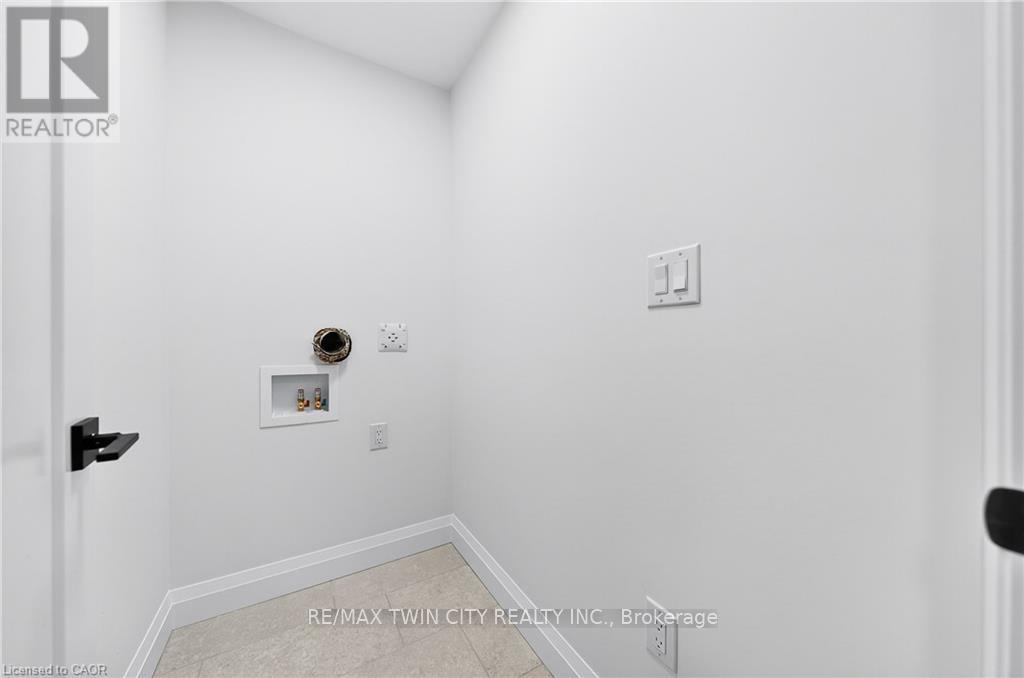 157 Tiffany Street, Cambridge, Ontario  N2H 2B4 - Photo 31 - X12718442