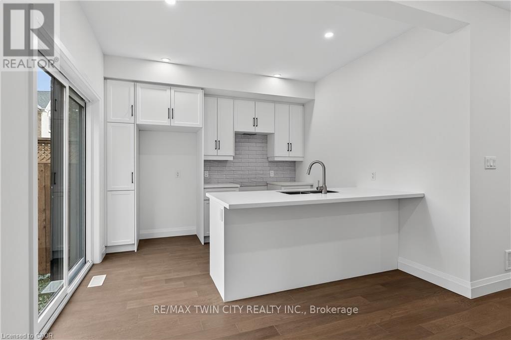 157 Tiffany Street, Cambridge, Ontario  N2H 2B4 - Photo 9 - X12718442