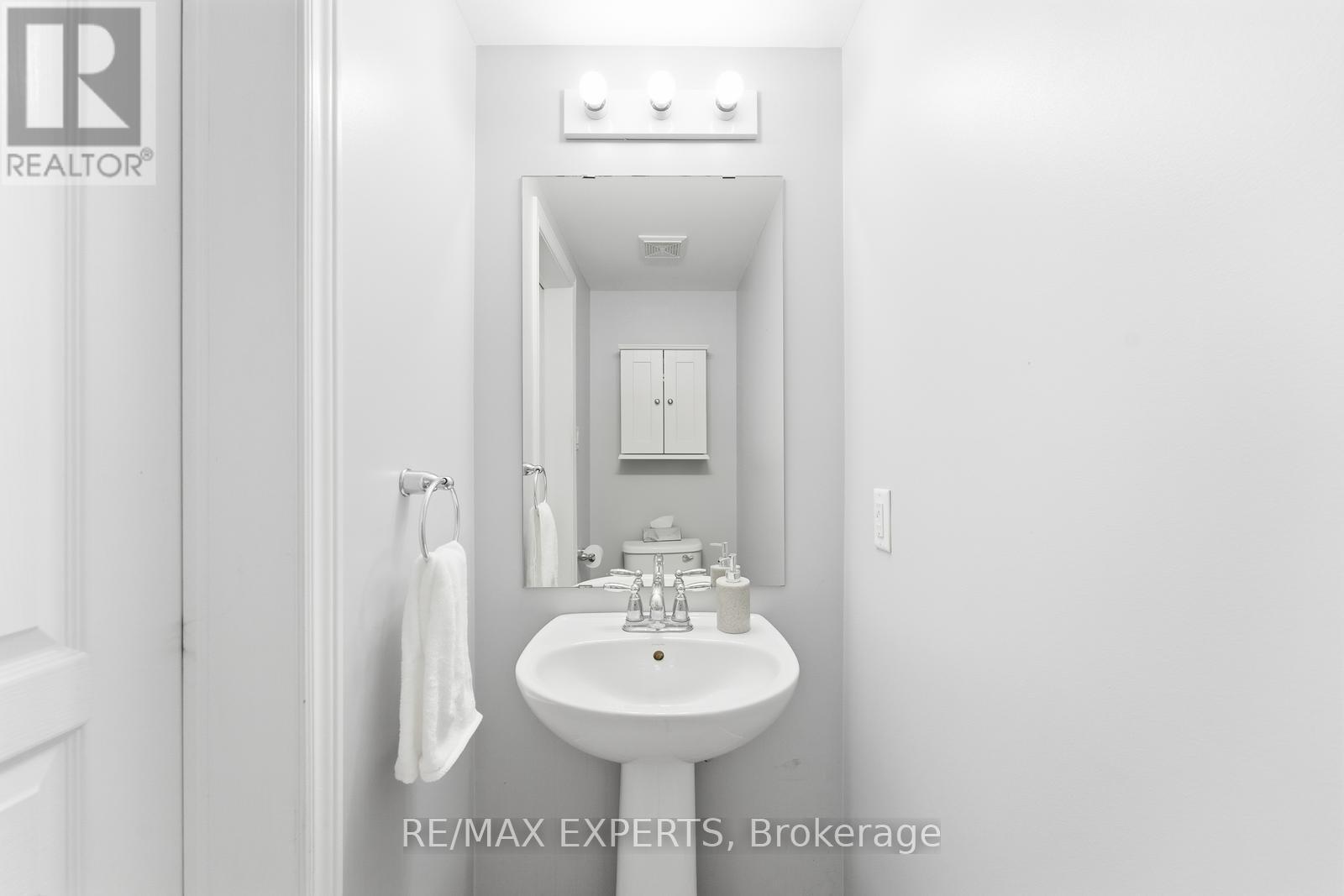 10 - 25 Viking Drive, Hamilton, Ontario  L0R 1C0 - Photo 17 - X12713430