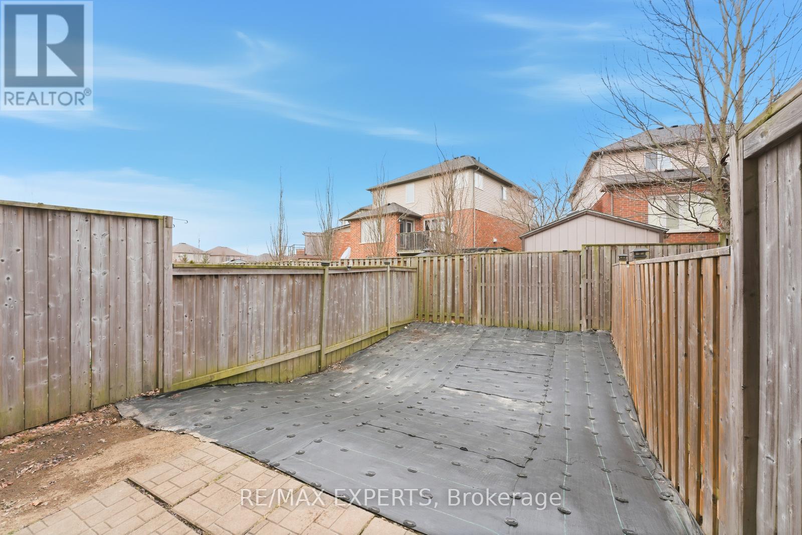 10 - 25 Viking Drive, Hamilton, Ontario  L0R 1C0 - Photo 30 - X12713430