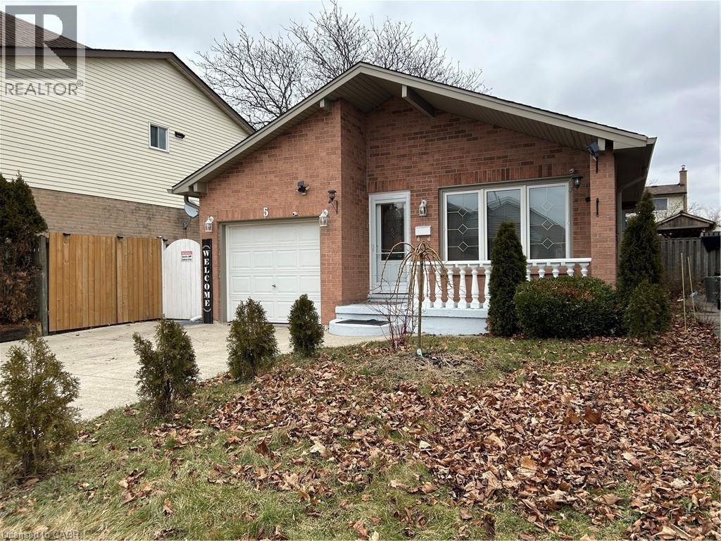 5 TWINOAKS Crescent, Stoney Creek, Ontario