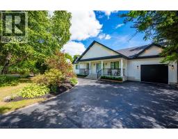 2560 2 SIDE Road, Burlington, Ontario