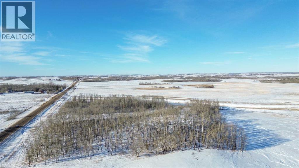 On Hwy 601, Rural Lacombe County, Alberta  T0C 0B0 - Photo 2 - A2255712