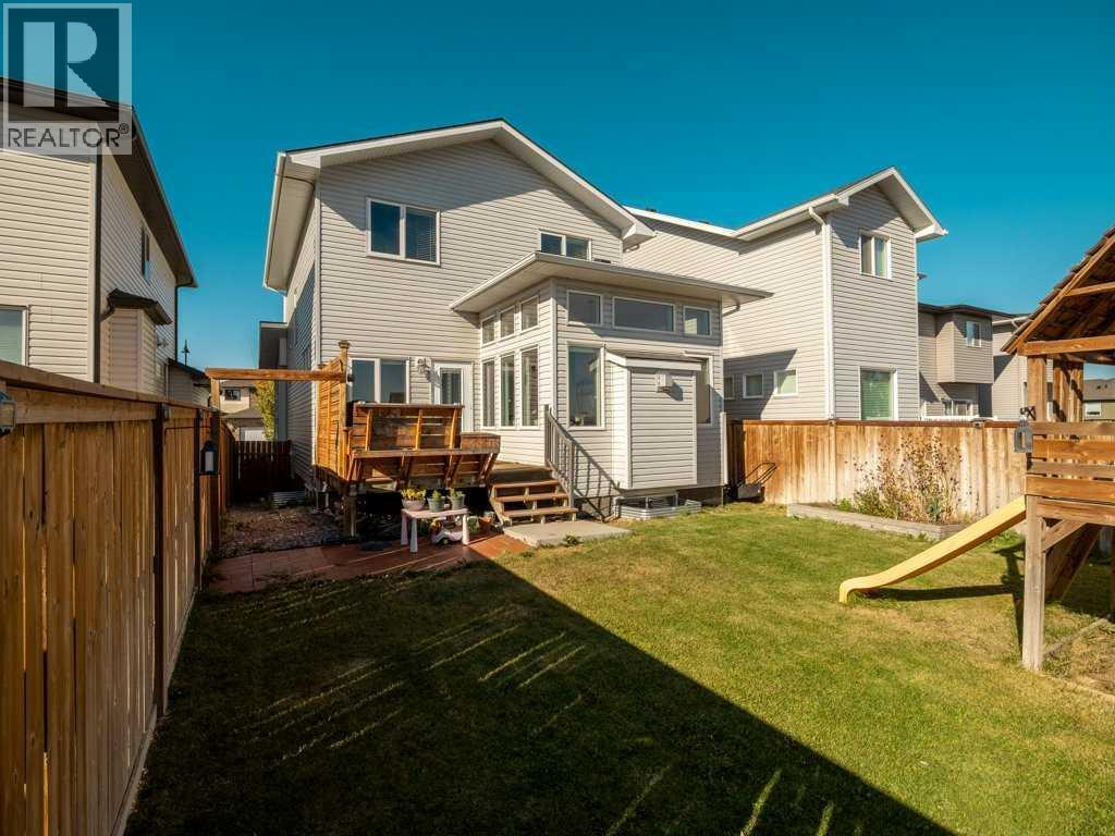 660 Aquitania Boulevard W, Lethbridge, Alberta  T1J 4S7 - Photo 33 - A2263516