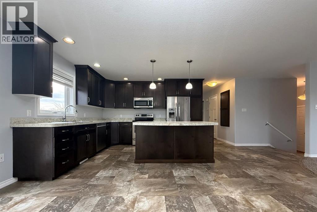 9513 108b Street, La Crete, Alberta  T0H 2H0 - Photo 11 - A2267592