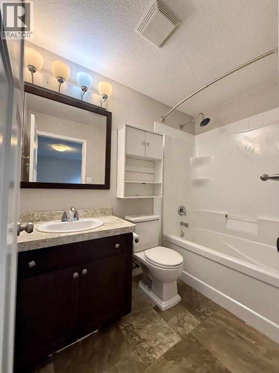 9513 108b Street, La Crete, Alberta  T0H 2H0 - Photo 23 - A2267592