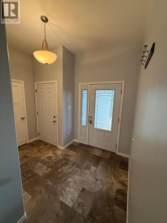 9513 108b Street, La Crete, Alberta  T0H 2H0 - Photo 8 - A2267592