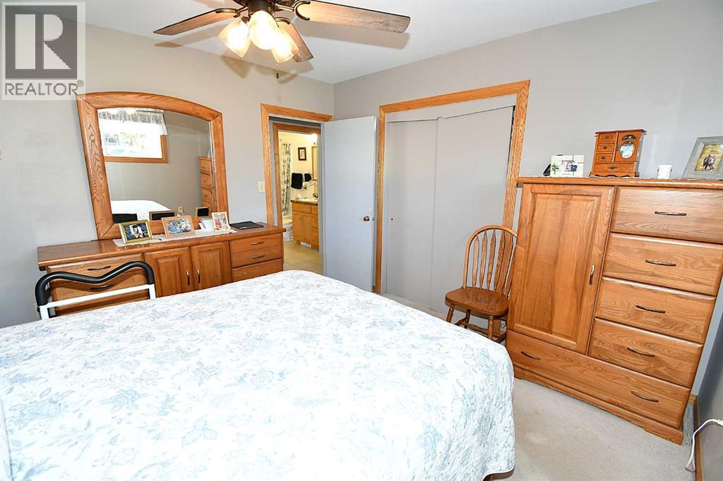 325 4 Avenue, Bassano, Alberta  T0J 0B0 - Photo 11 - A2268868