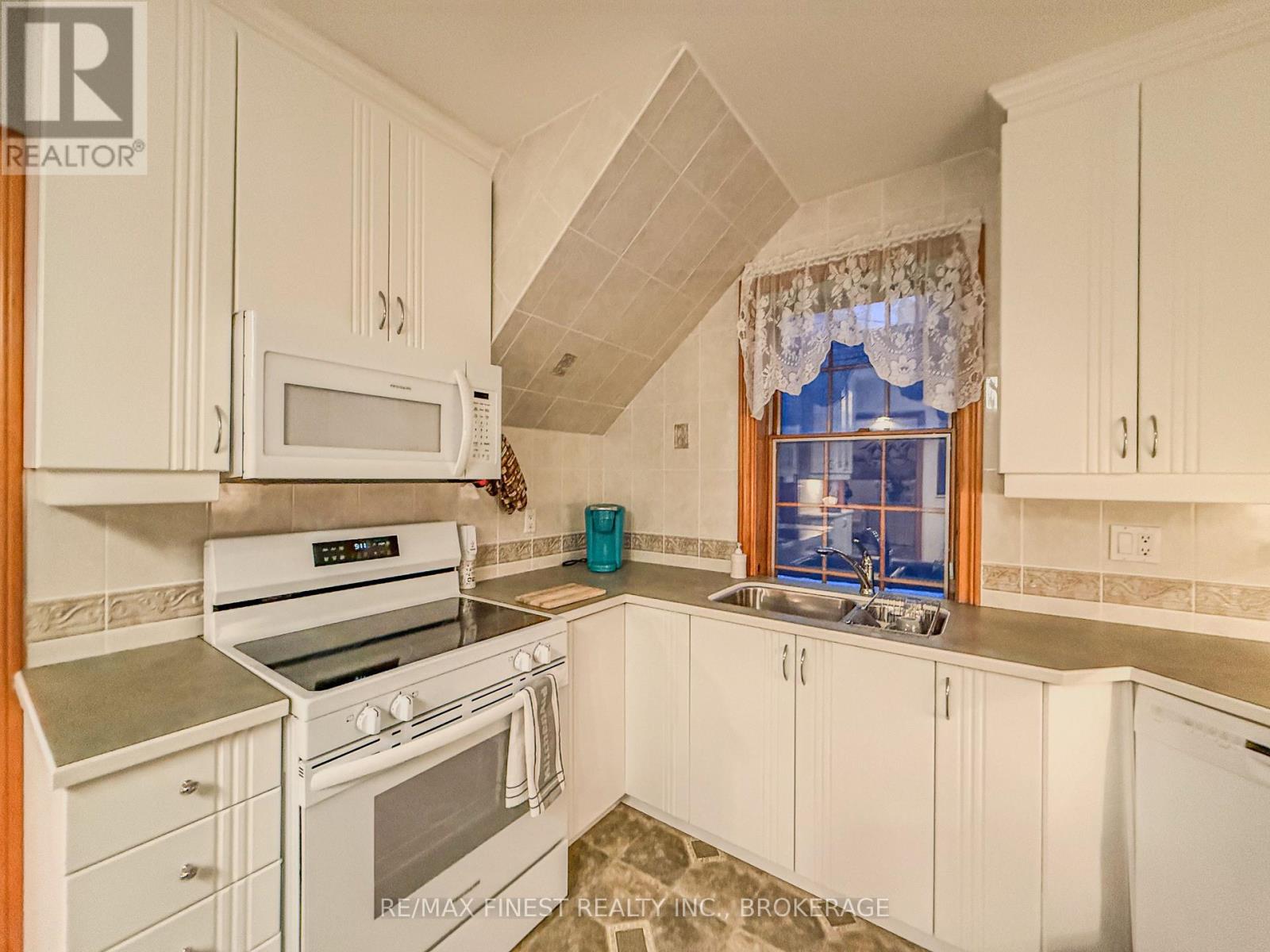 166 Queen Street, Kingston, Ontario  K7K 1B1 - Photo 21 - X12718576