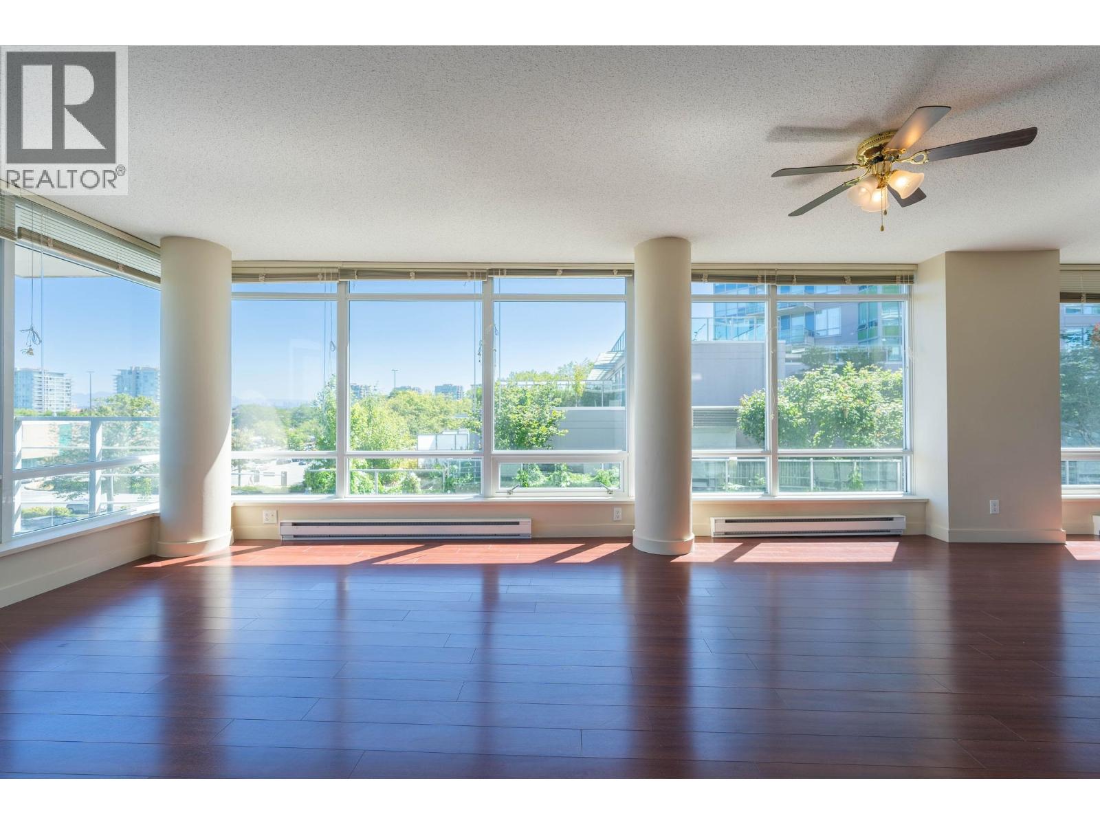 603 8280 Lansdowne Road, Richmond, British Columbia  V6X 0B2 - Photo 1 - R3081568