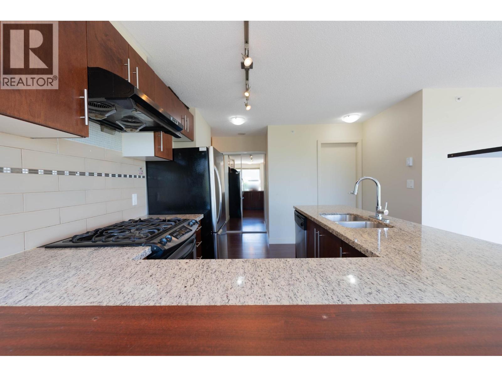 603 8280 Lansdowne Road, Richmond, British Columbia  V6X 0B2 - Photo 8 - R3081568