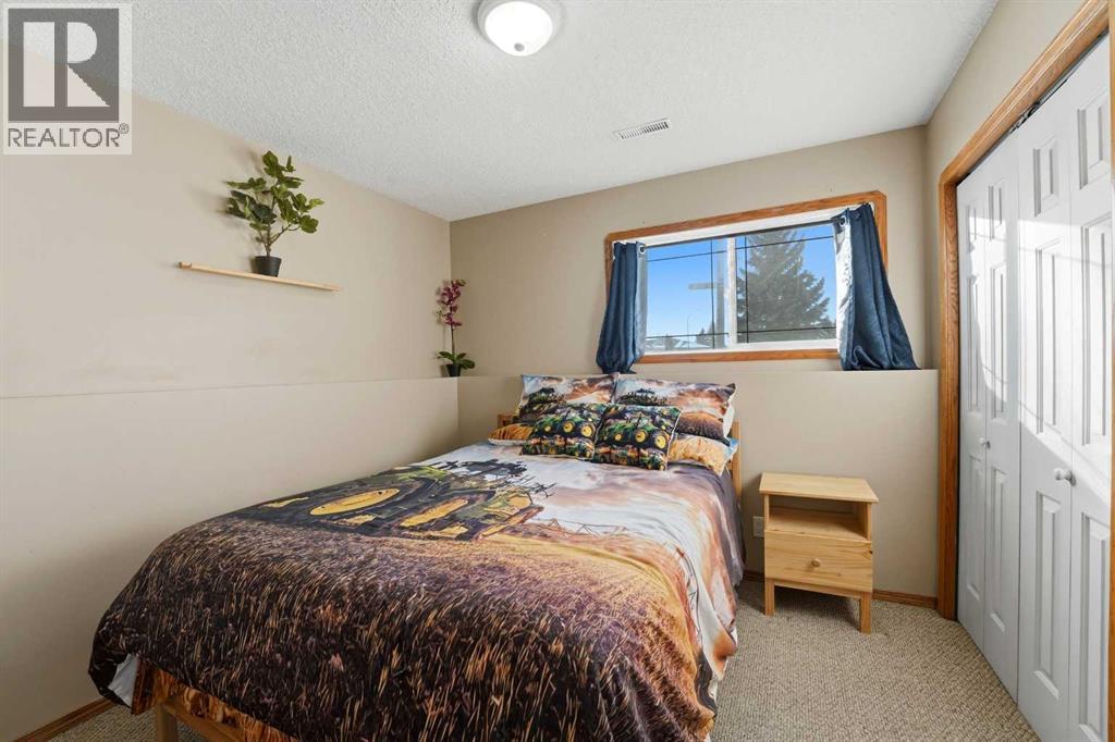 1 Duval Crescent, Red Deer, Alberta  T4R 2Y7 - Photo 18 - A2279701