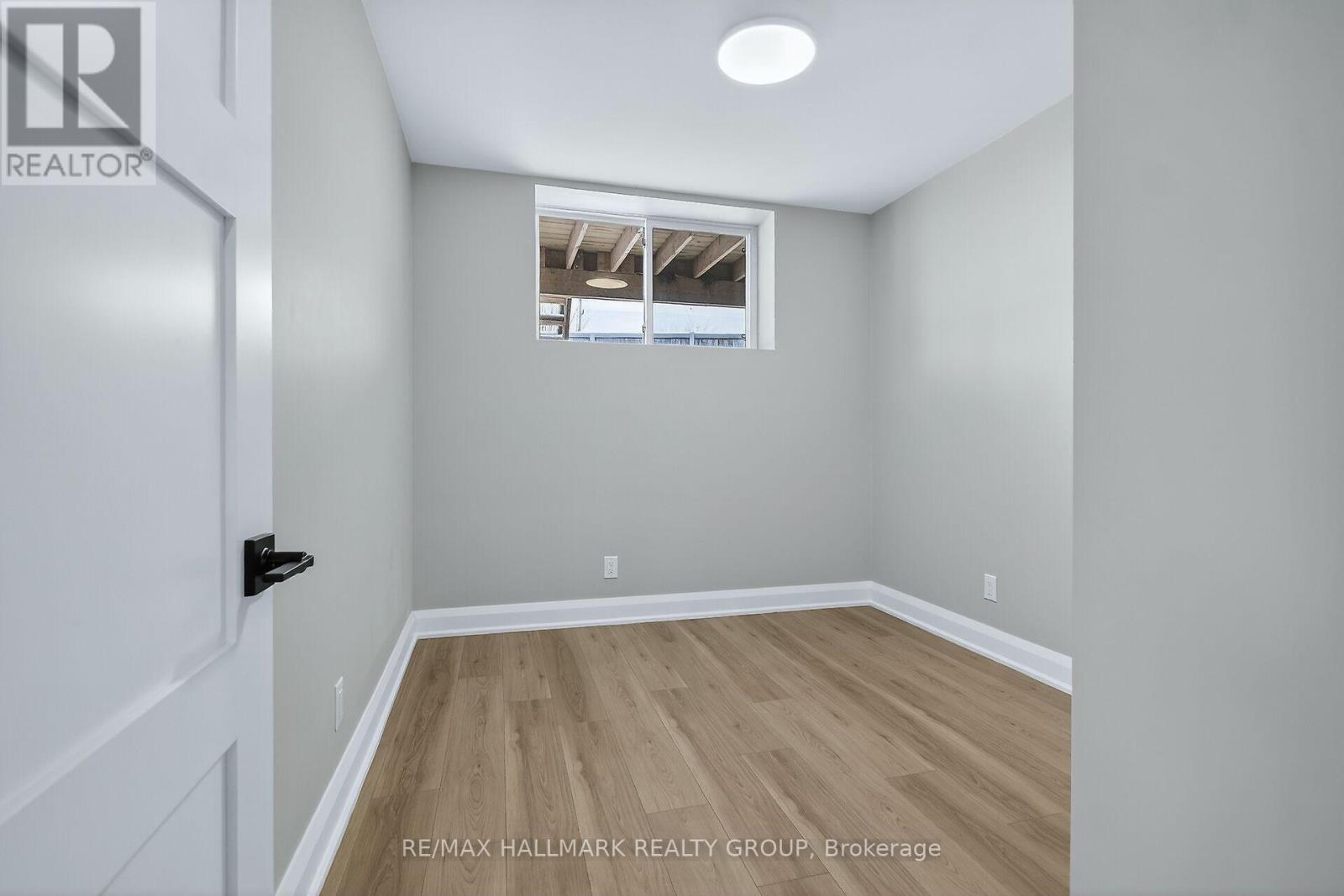 B - Basement Unit - 76 Burnett's Grove Circle, Ottawa, Ontario  K2J 1N7 - Photo 13 - X12718520