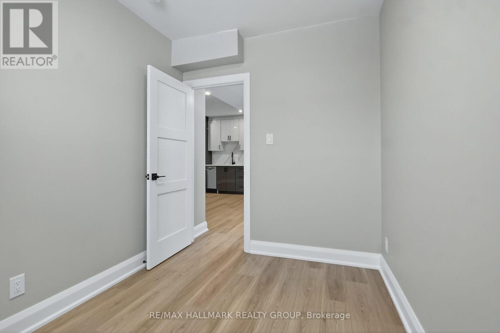 B - Basement Unit - 76 Burnett's Grove Circle, Ottawa, Ontario  K2J 1N7 - Photo 16 - X12718520