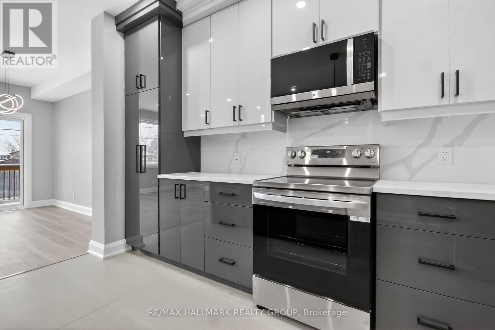 76 Burnett's Grove Circle, Ottawa, Ontario  K2J 1N7 - Photo 11 - X12718524