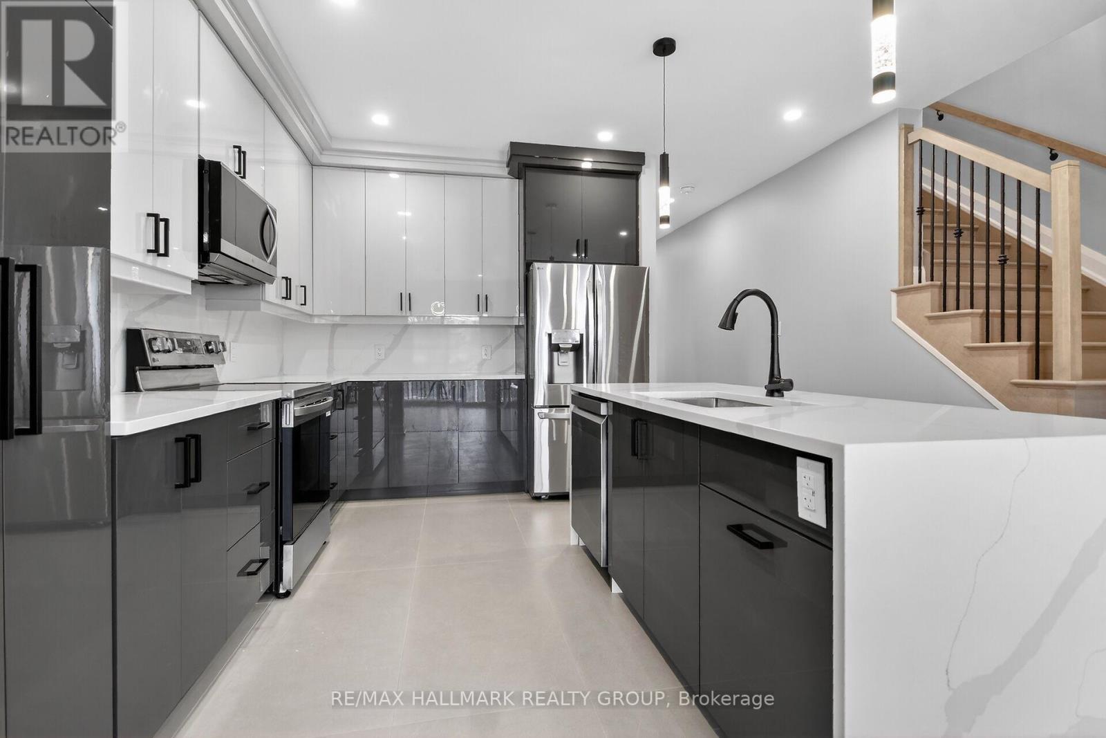 76 Burnett's Grove Circle, Ottawa, Ontario  K2J 1N7 - Photo 12 - X12718524