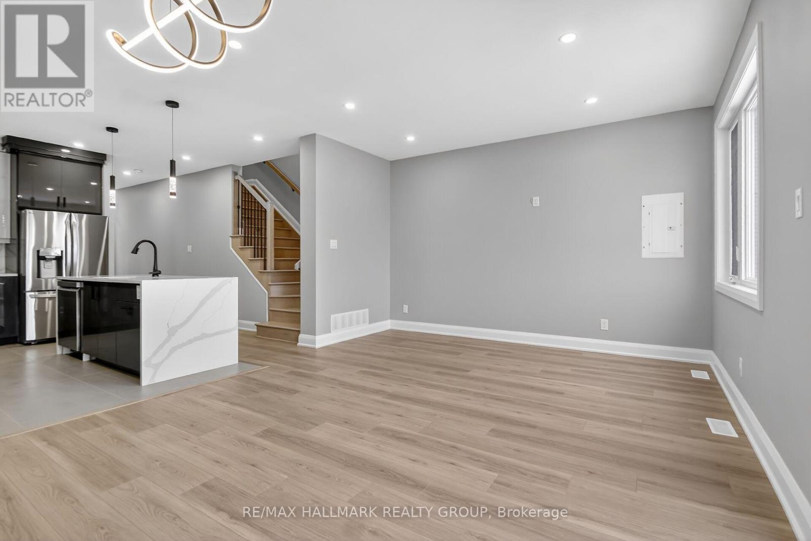 76 Burnett's Grove Circle, Ottawa, Ontario  K2J 1N7 - Photo 21 - X12718524