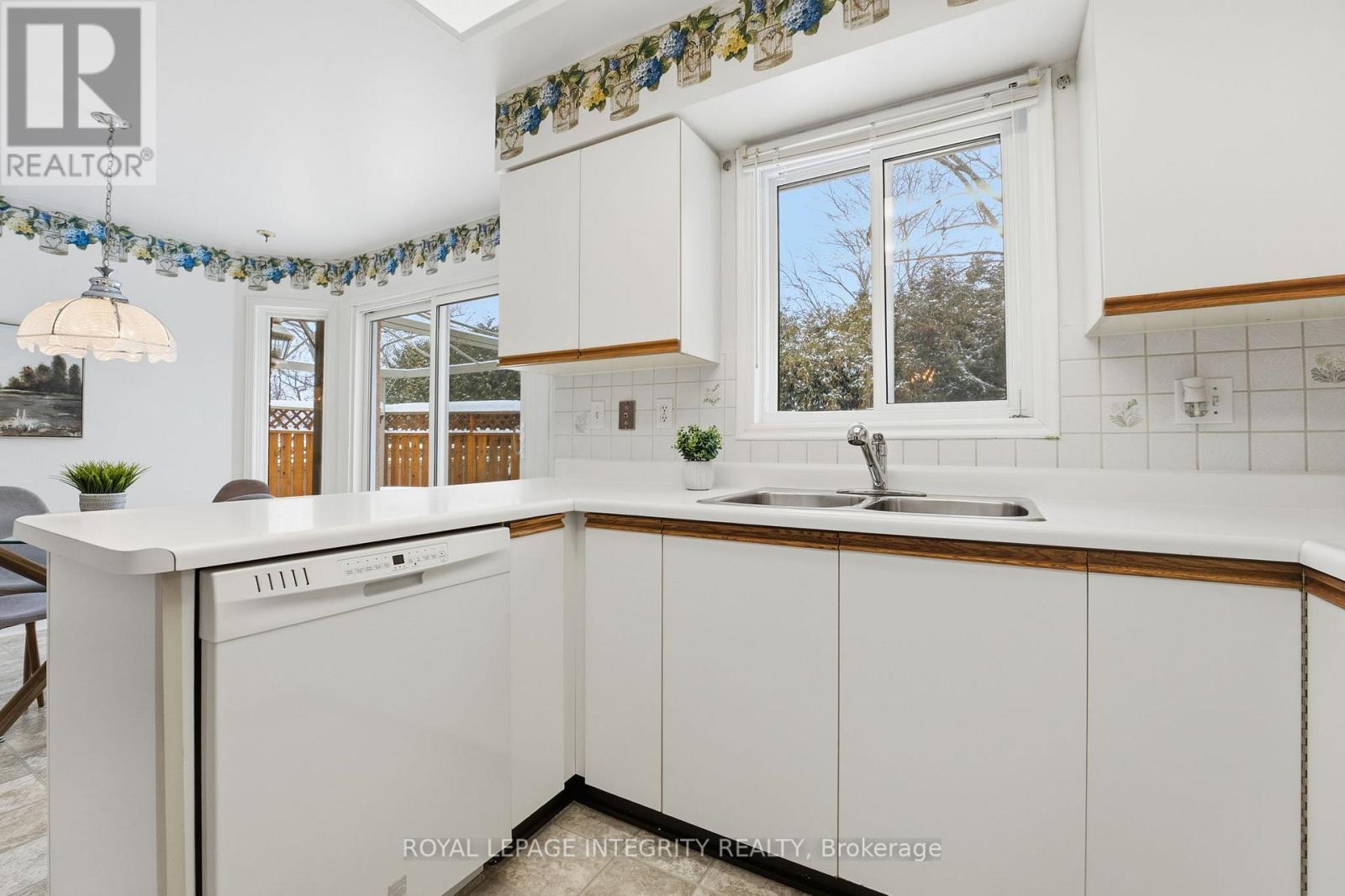 11 Rosethorn Way, Ottawa, Ontario  K2M 1P9 - Photo 22 - X12718670