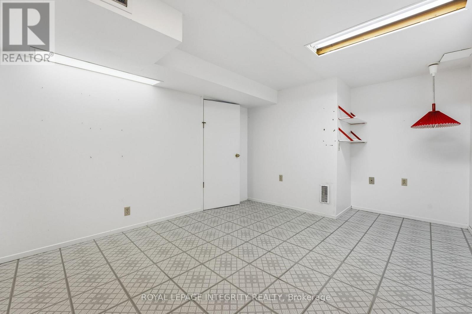 11 Rosethorn Way, Ottawa, Ontario  K2M 1P9 - Photo 40 - X12718670